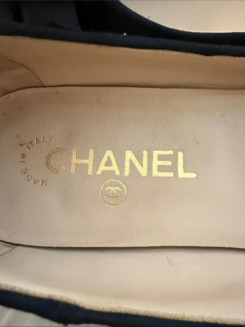 CHANEL Black Ribbon Bow Ballet Flats size 40 2007